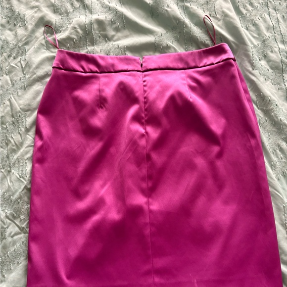 Cache Hot Pink Women's Skirt - Picture 2 of 6